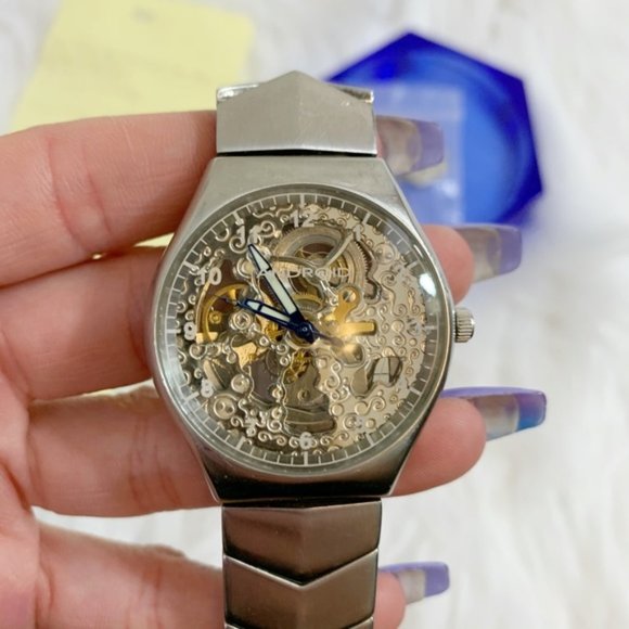 android skeleton watch